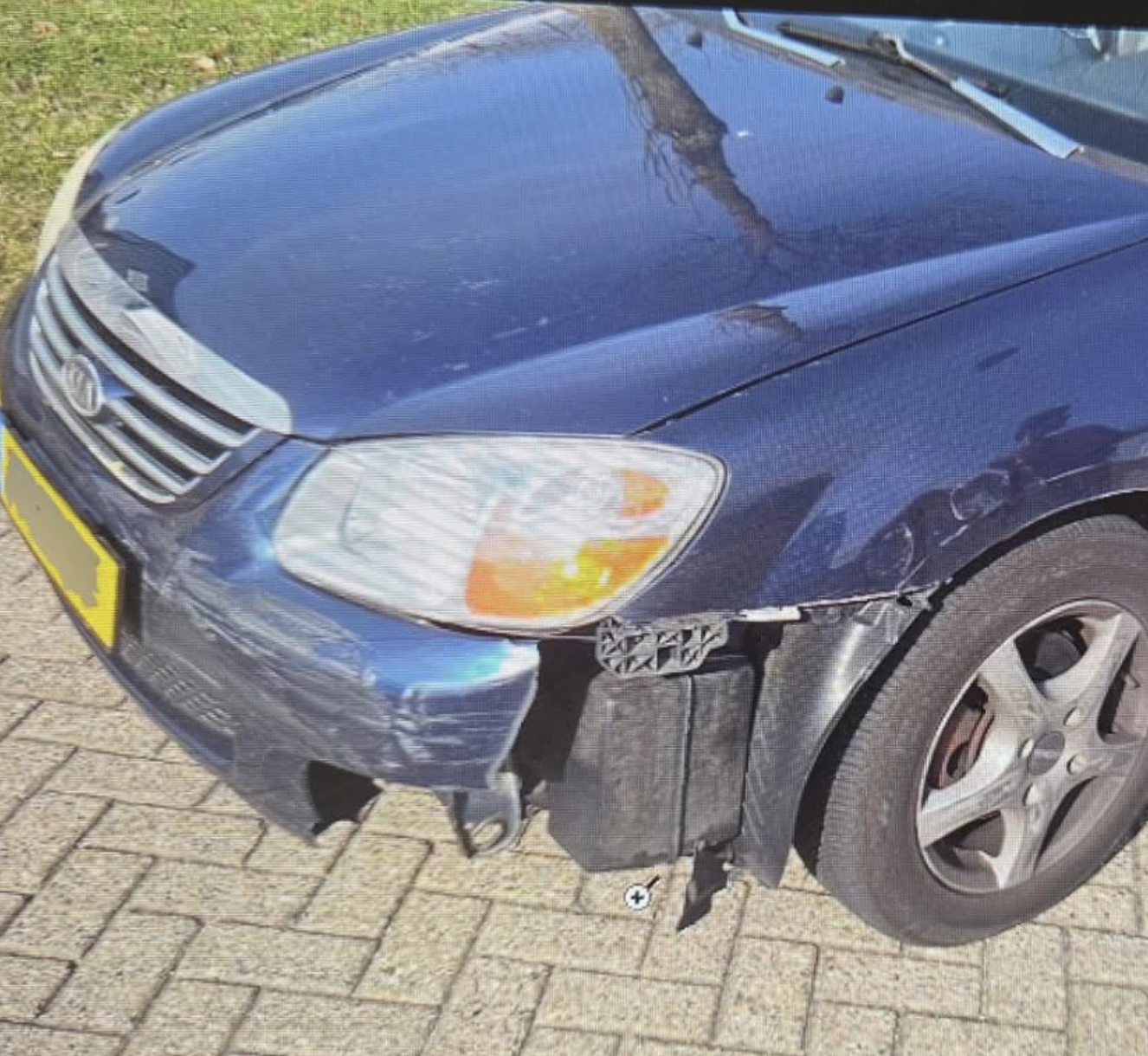 Politie haalt Weertenaar in wrakkige auto van de weg