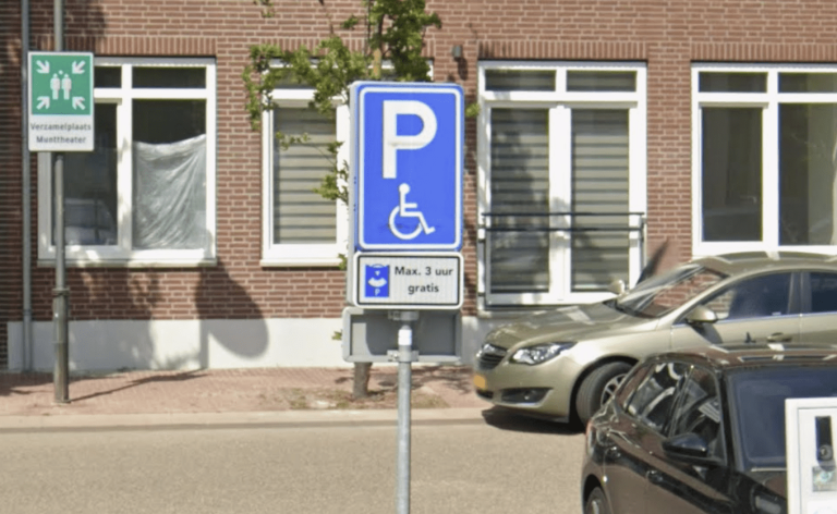 Als eerste gemeente in Midden-Limburg maakt Weert parkeren voor gehandicapten eenvoudiger