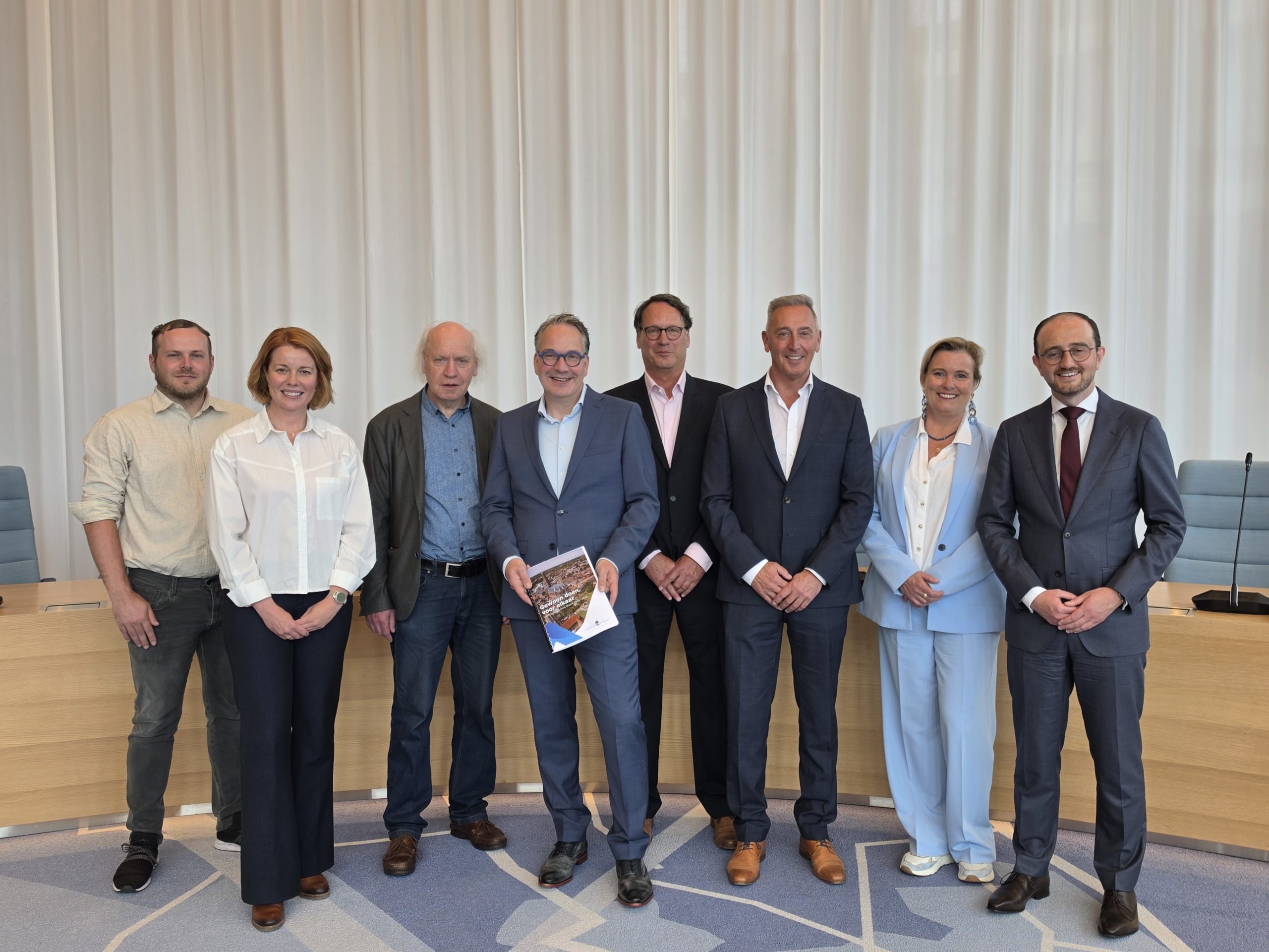 Nieuw gemeentebestuur wil 1400 woningen, geen nieuw theater en Weertenaar op één