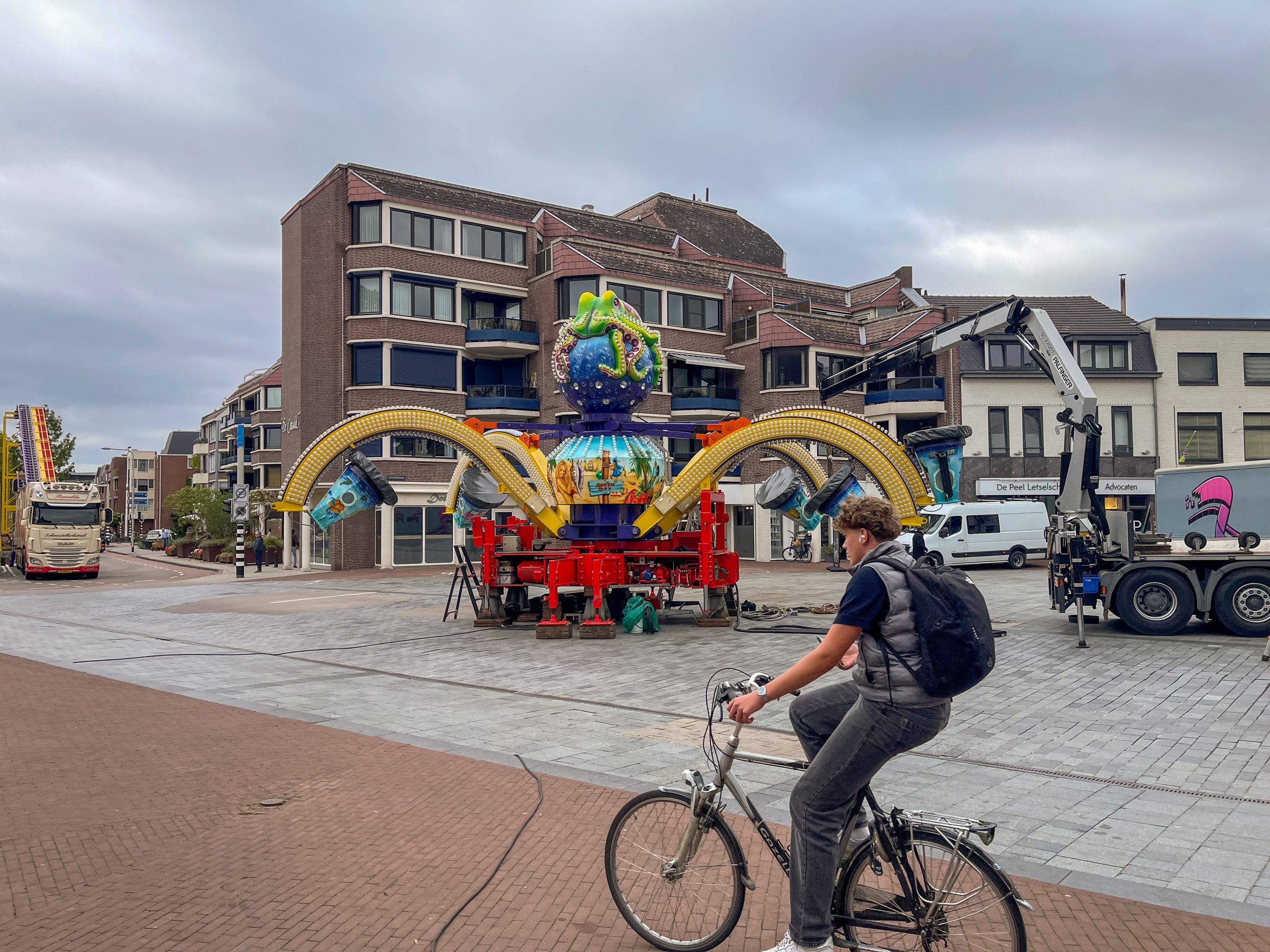 ▶️Opbouw kermis in volle gang: ‘We zijn eigenlijk al begonnen met die van volgend jaar’
